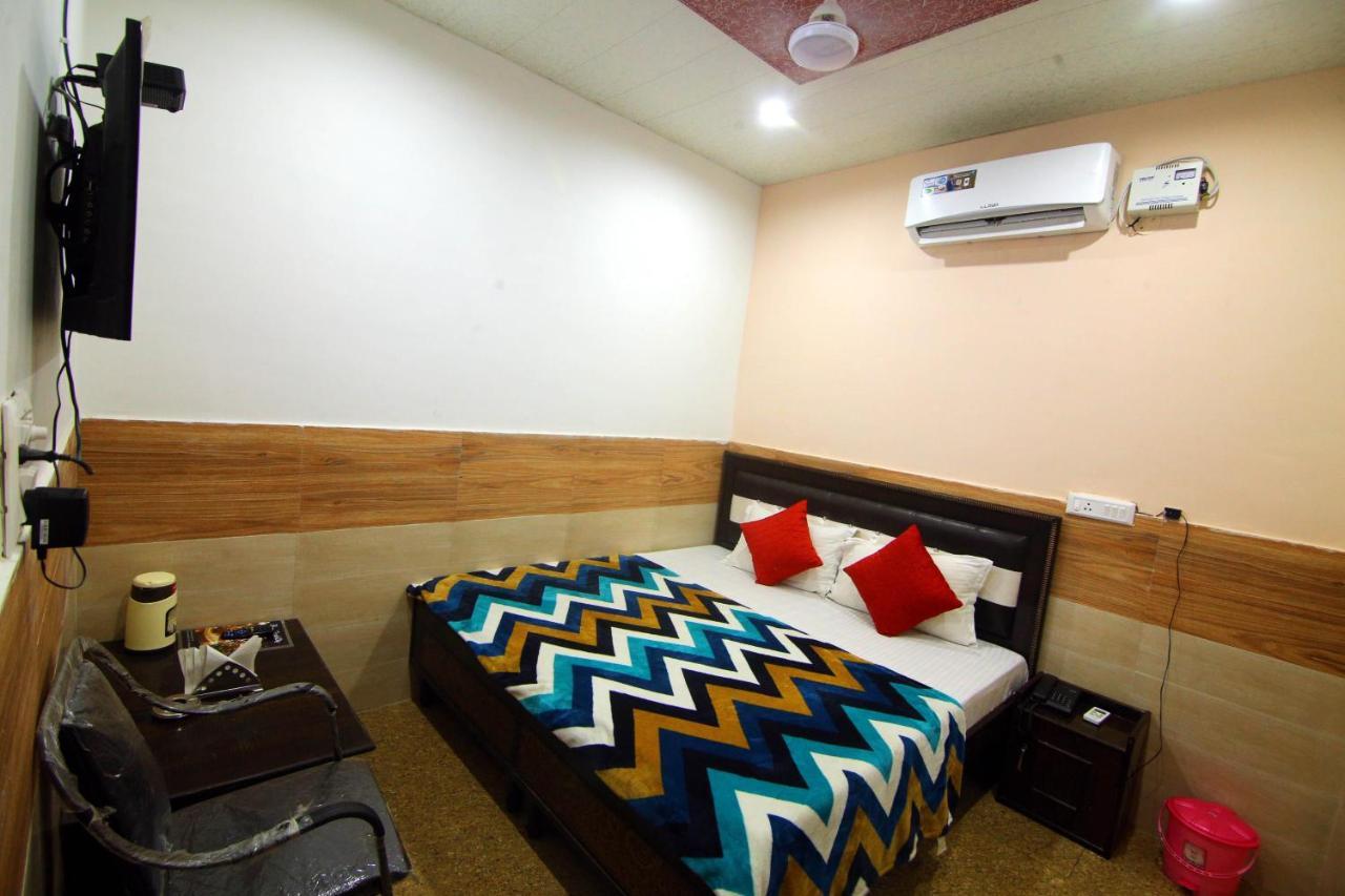 Hotel Amron45 Chandīgarh מראה חיצוני תמונה