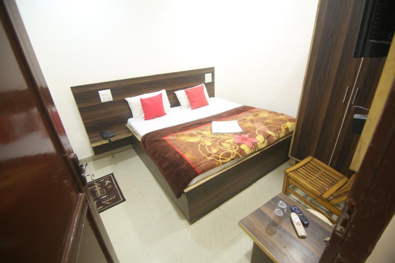 Hotel Amron45 Chandīgarh מראה חיצוני תמונה