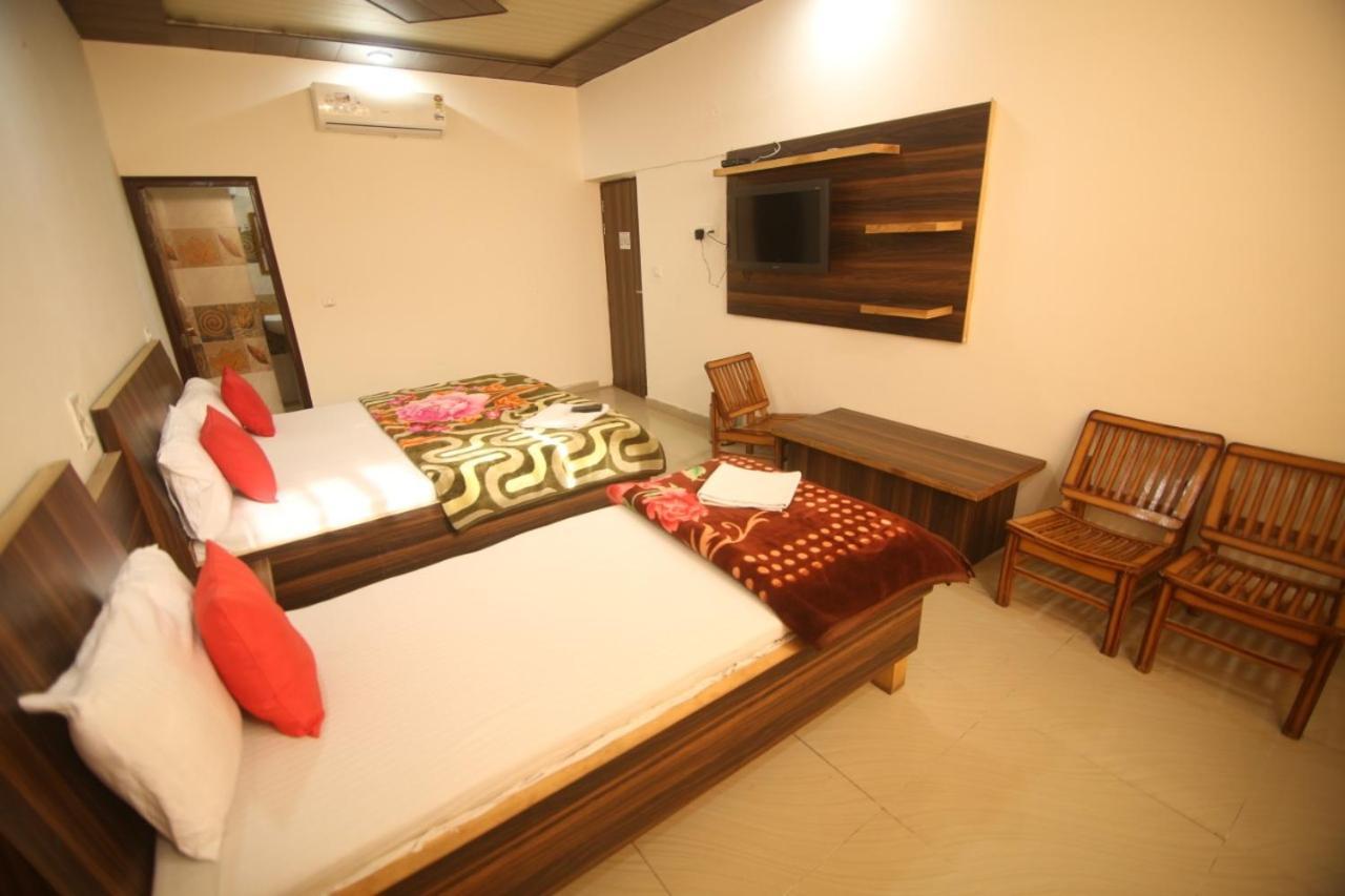 Hotel Amron45 Chandīgarh מראה חיצוני תמונה