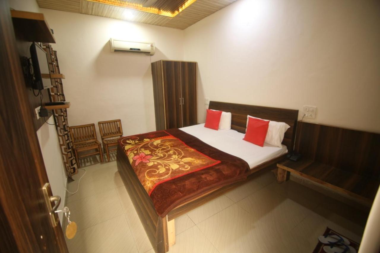 Hotel Amron45 Chandīgarh מראה חיצוני תמונה